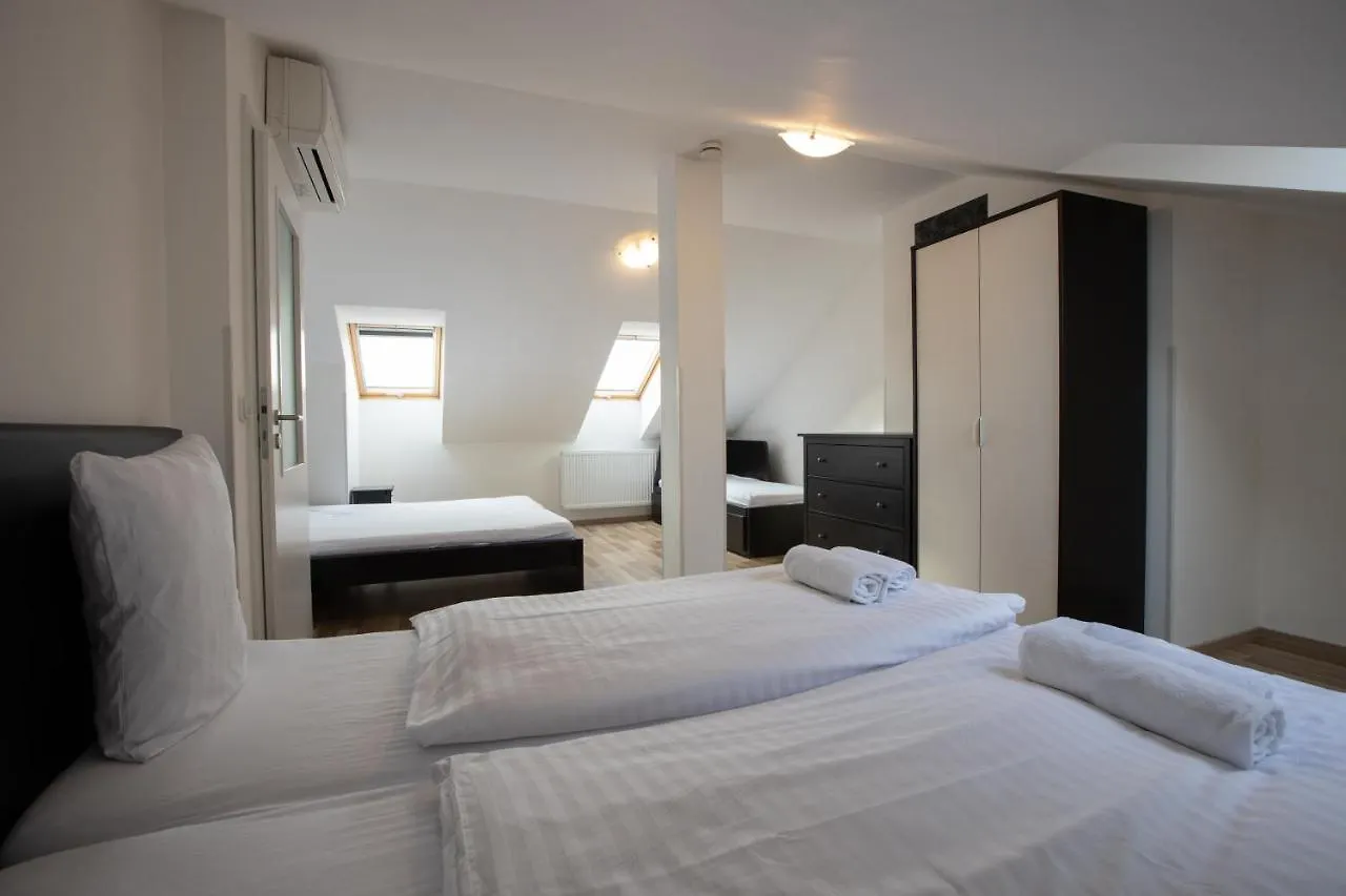 Old Strand Spirit Prague Aparthotel